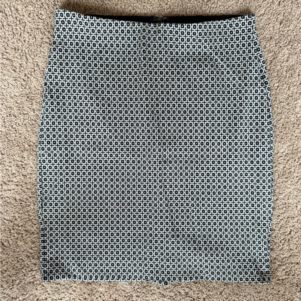 NWOT loft pencil skirt